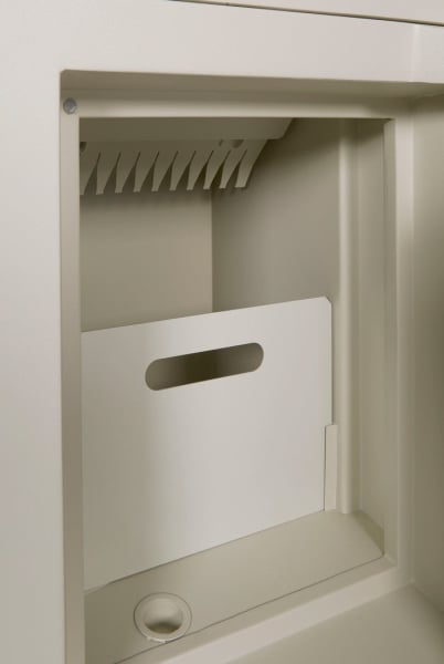 Chubbsafes Europa Deposit M-115 Grade 1 Burglary Resistant and 2 key Lock Safe Chubbsafes Europa Deposit M-115 Grade 1 Burglary Resistant and 2 key Lock Safe