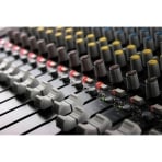 Allen & Heath MixWizard4 16:2 Professional Mixing Console Allen & Heath MixWizard4 16:2 Professional Mixing Console
