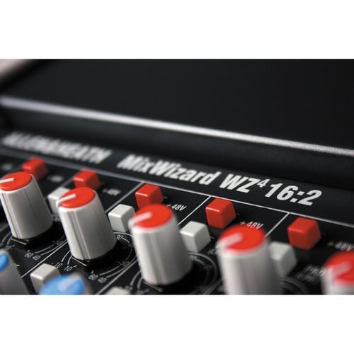 Allen & Heath MixWizard4 16:2 Professional Mixing Console Allen & Heath MixWizard4 16:2 Professional Mixing Console