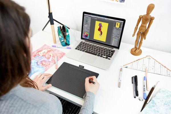 Wacom Intuos Medium Bluetooth Pistachio W/CTL-6100WLE-N Wacom Intuos Medium Bluetooth Pistachio W/CTL-6100WLE-N