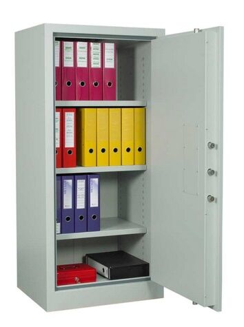 CHUBB SIZE 325 WITH 3 SHELVES FIRE RESISTANT ARCHIVE CABINET, KEY LOCK CHUBB SIZE 325 WITH 3 SHELVES FIRE RESISTANT ARCHIVE CABINET, KEY LOCK