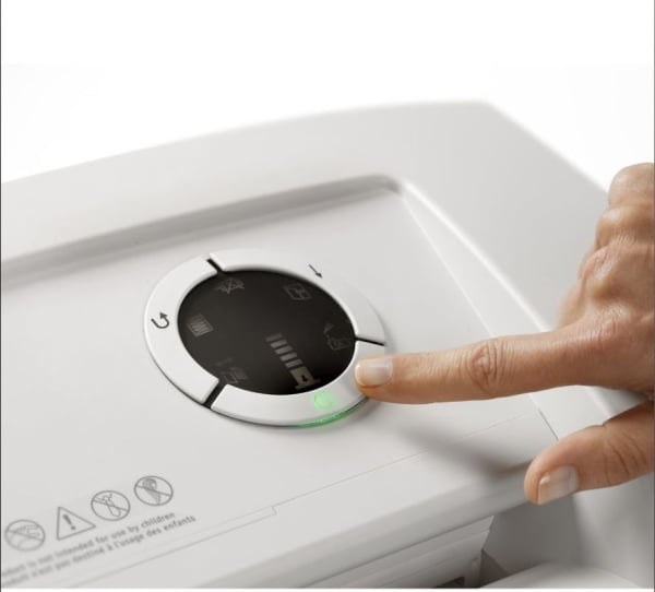 Dahle 606 0.8x12mm P-6 Heavy Duty Cross Cut Shredder Dahle 606 0.8x12mm P-6 Heavy Duty Cross Cut Shredder