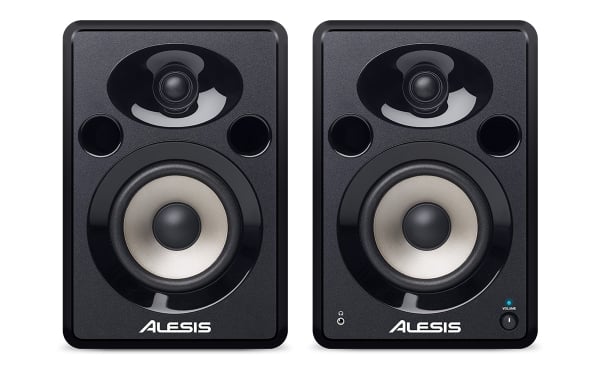 Alesis Elevate 5 Powered Desktop Studio Speakers Alesis Elevate 5 Powered Desktop Studio Speakers