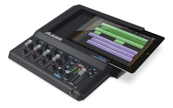 Alesis IO Mix 4-Channel Audio Interface-Mixer for iPad Alesis IO Mix 4-Channel Audio Interface-Mixer for iPad