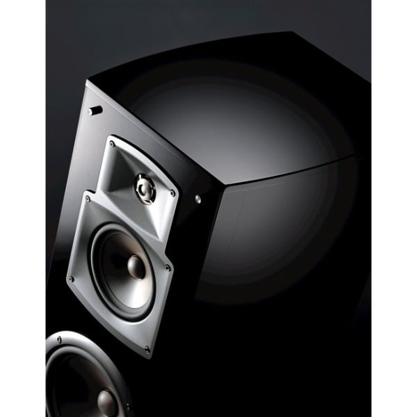 Yamaha NS777 3-Way Bass-Reflex Tower Speaker System Yamaha NS777 3-Way Bass-Reflex Tower Speaker System