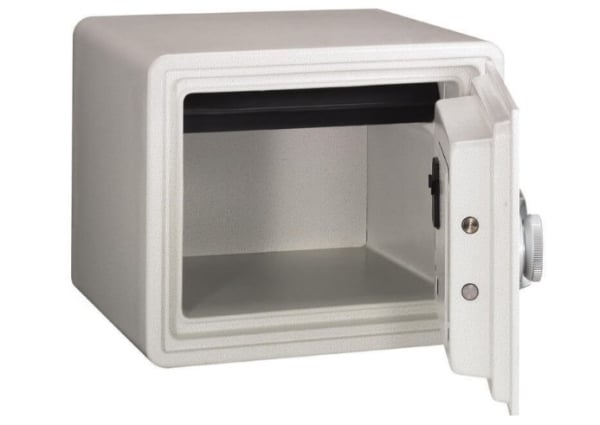 Eagle YESM-015K Digital And Key Lock Fire Resistant White Safe Eagle YESM-015K Digital And Key Lock Fire Resistant White Safe