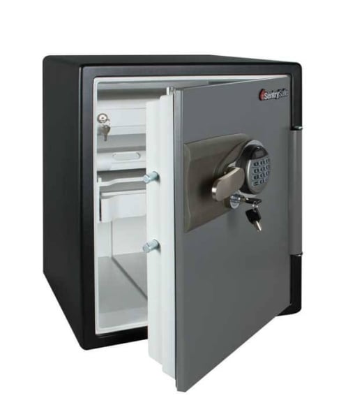 SentrySafe AO-5835 Key and Digital Lock Safe SentrySafe AO-5835 Key and Digital Lock Safe