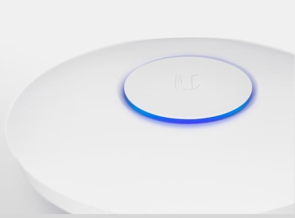 Ubiquiti Unifi UAP-LR Indoor 802.11n WIFI Access Point Ubiquiti Unifi UAP-LR Indoor 802.11n WIFI Access Point