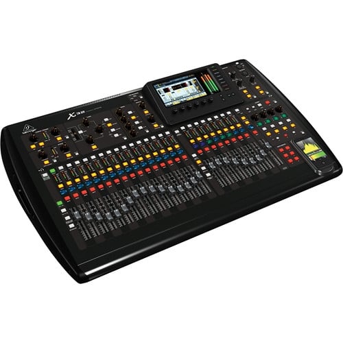 Behringer 32-Channel 40-Input 25-Bus Digital Mixing Console Behringer 32-Channel 40-Input 25-Bus Digital Mixing Console