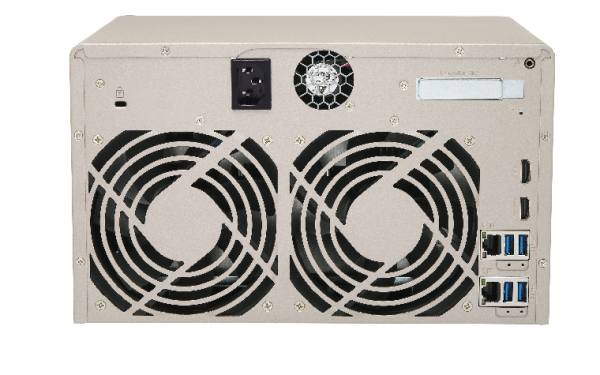 QNAP TVS-863 (TVS-863-4G) (AMD 2.4, 4GB, QTS 4.1)