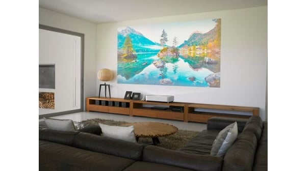Epson EH-LS800B 4000 Lumens White 4K Ultra Short Throw Projector