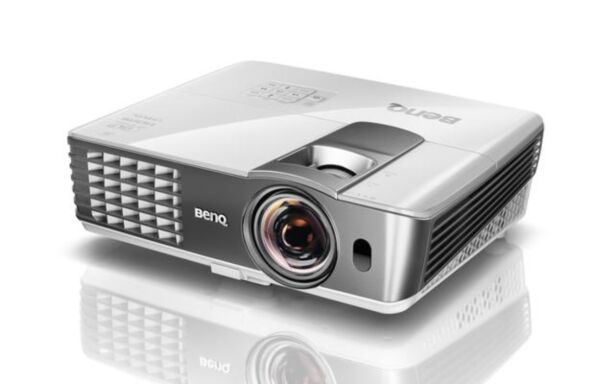 Buy BenQ W1080ST+ 2200 Lumens Full HD Short Throw Projector in Dubai, Sharjah, Abu Dhabi, Ajman, Al Ain, Ras Al Khaimah, Fujairah, Umm al Quwain, UAE